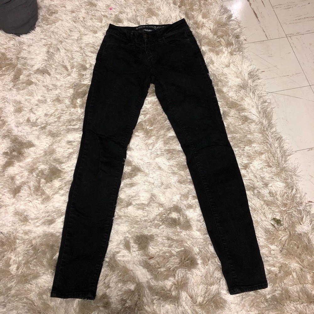 Black American Eagle jeans